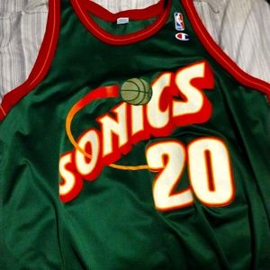 Gary Payton Sonics jersey